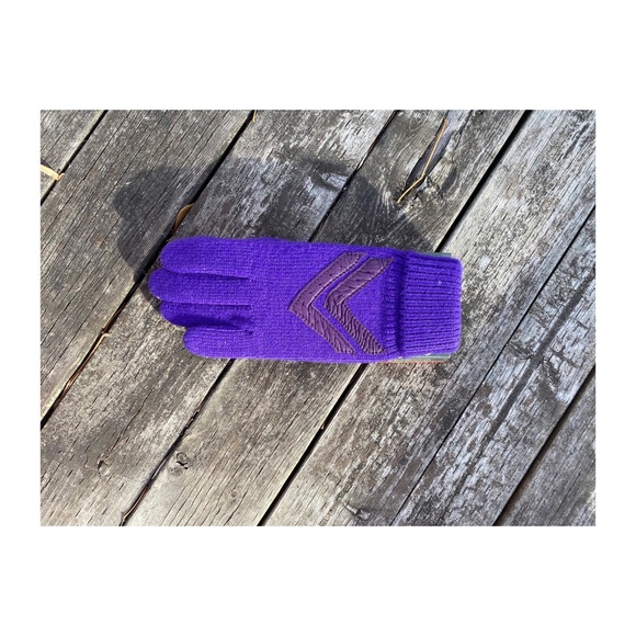 SOLD Isotoner Aris classic Stretch Knit Gloves - Picture 3 of 6